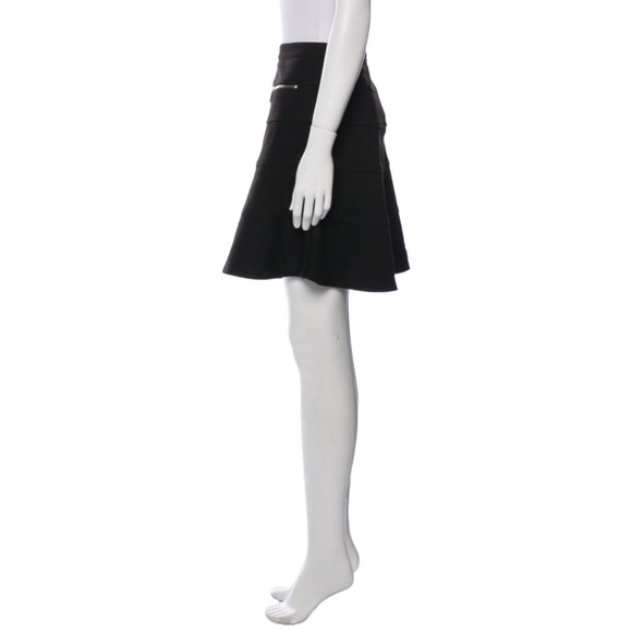 NEW Authentic See By Chloé Zippered Scalloped Black Flare Mini Skirt A-Line - Picture 4 of 10
